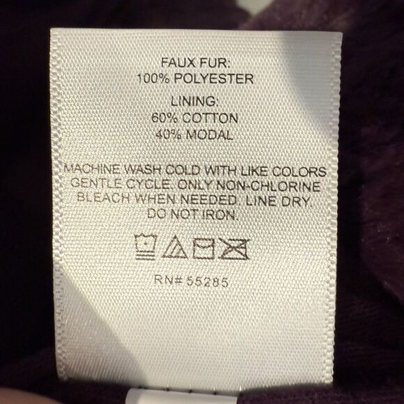 Express Jacket Faux Fur Hooded Womens S Dark Purple Cropped Cozy Coat - Picture 8 of 8